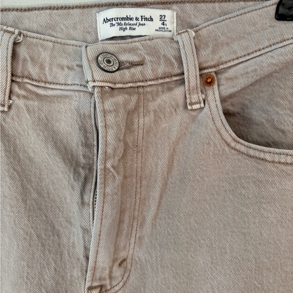 Abercrombie & Fitch Women's The 90s Relaxed Jean. High Rise  27 - Picture 3 of 5